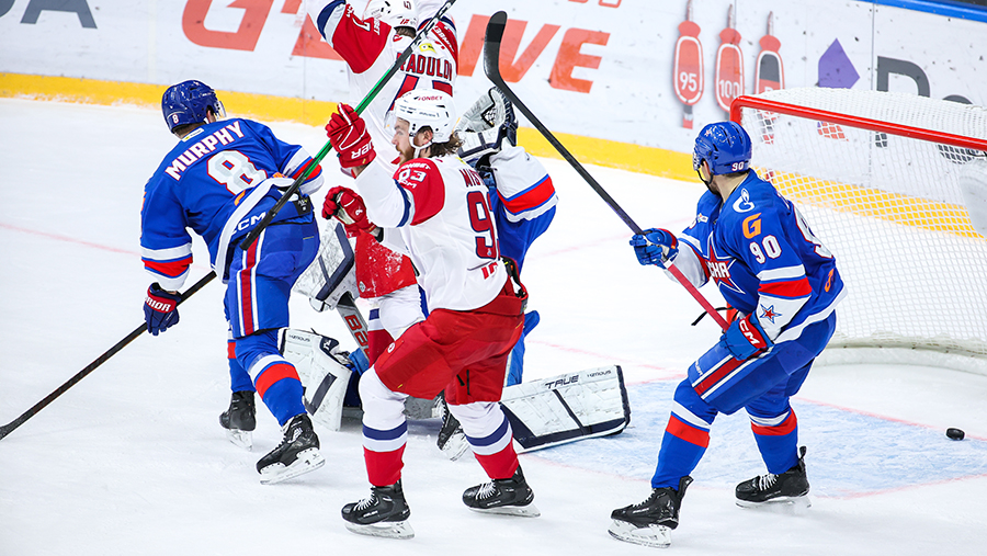 «Локомотив» обыграл СКА в гостевом матче регулярного чемпионата КХЛ «Локомотив» обыграл СКА в гостевом матче регулярного чемпионата КХЛ